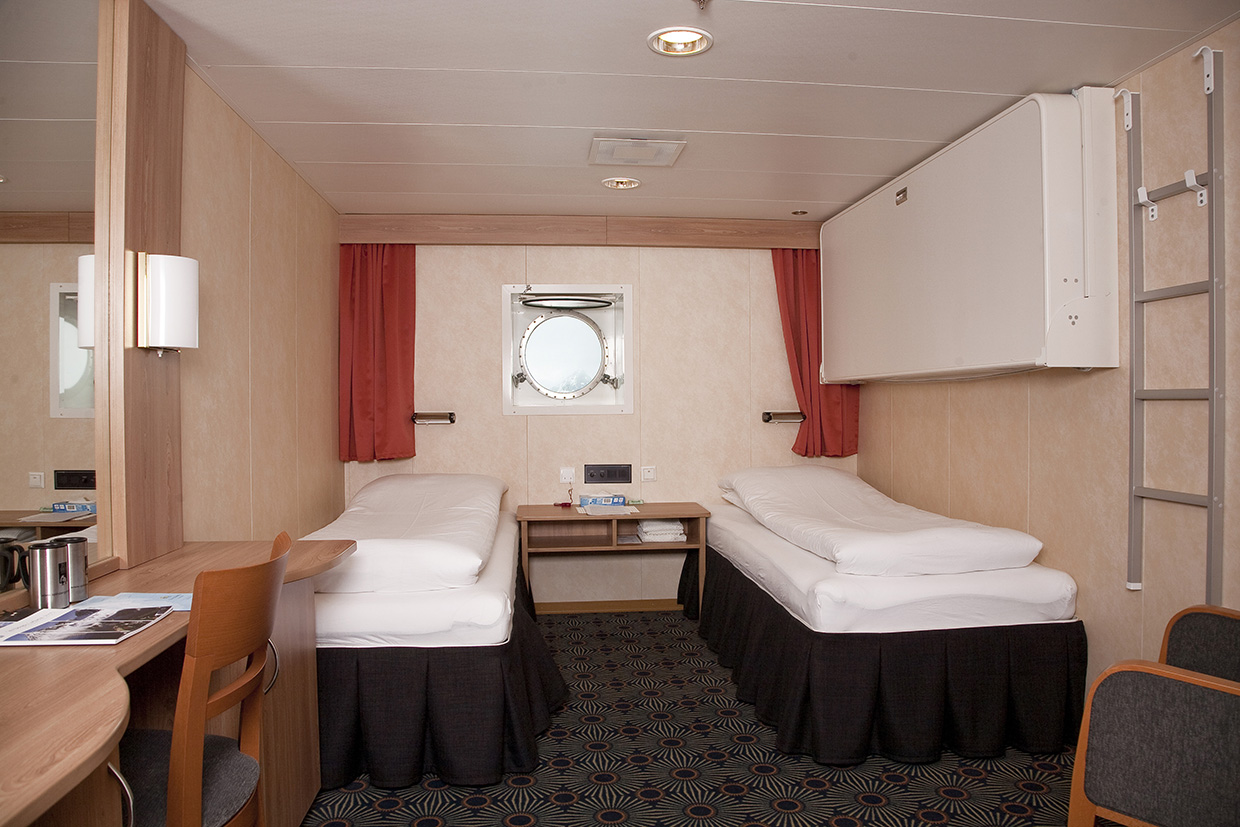 Cabin of  MS Expedition: Twin bed cabin