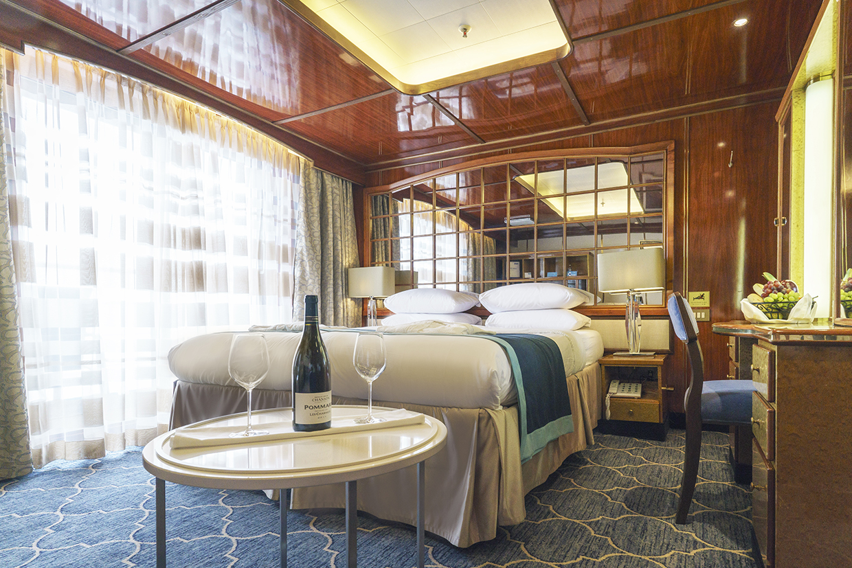 Cabin of  MS Sea Spirit: Deluxe Suite