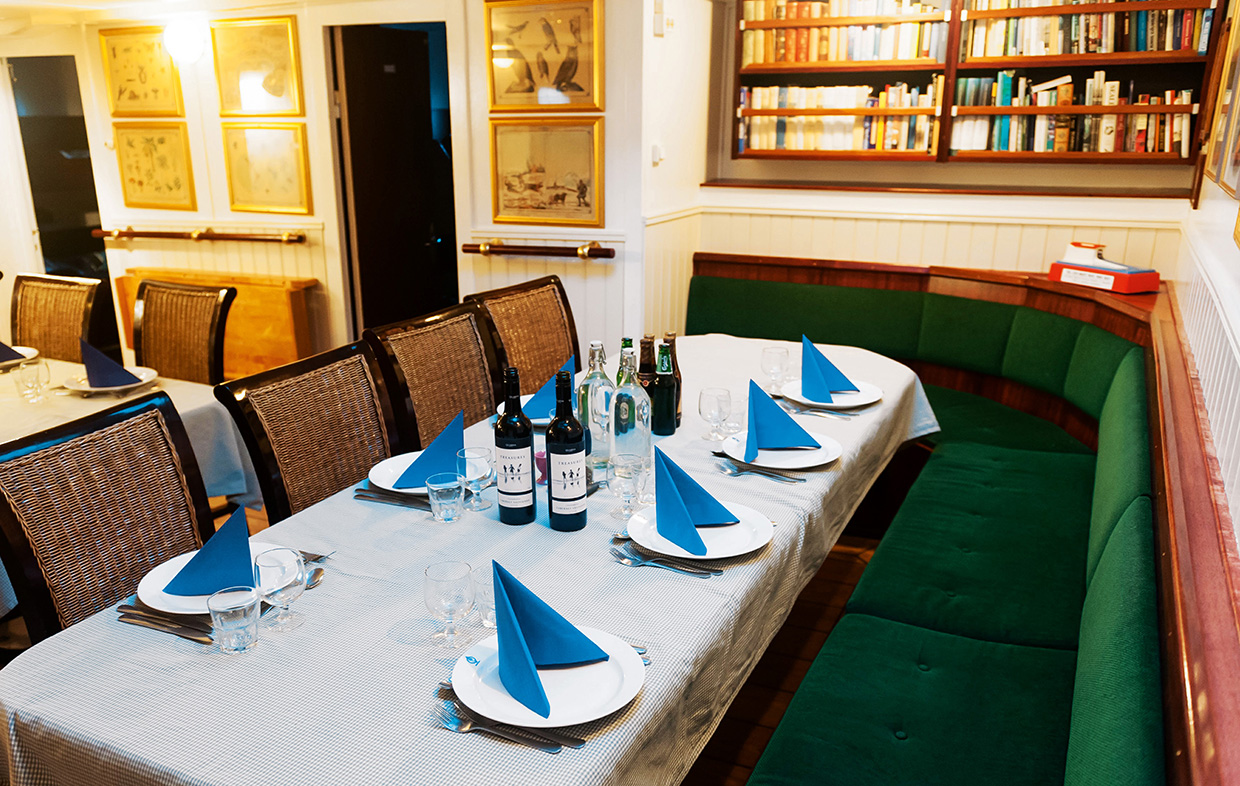 Dinnerroom on MV Stockholm