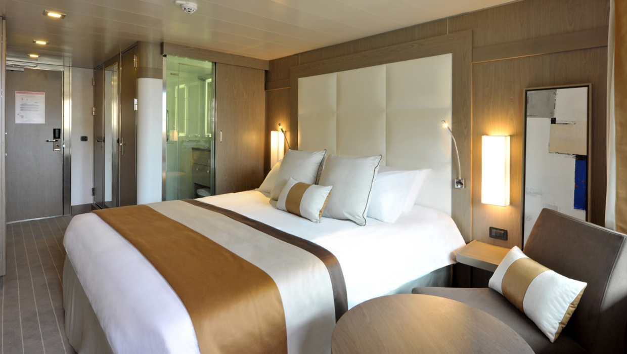 Cabin of  L'Austral: Prestige Staterooms (Deck 4, 5 and 6)