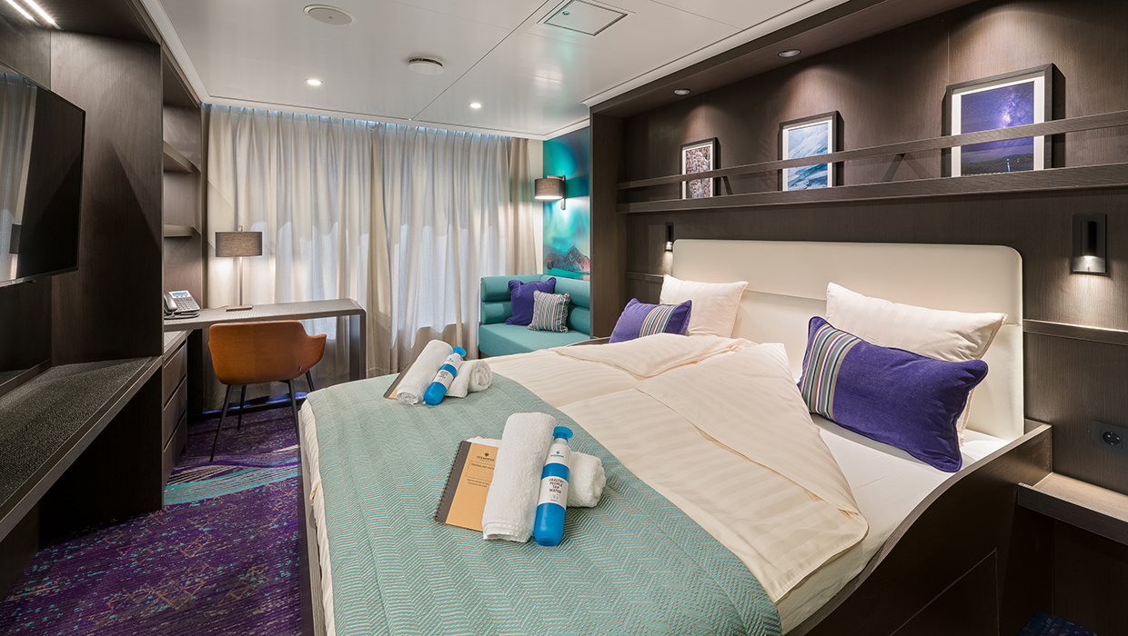 Cabin of  MS Hondius: Junior Suite