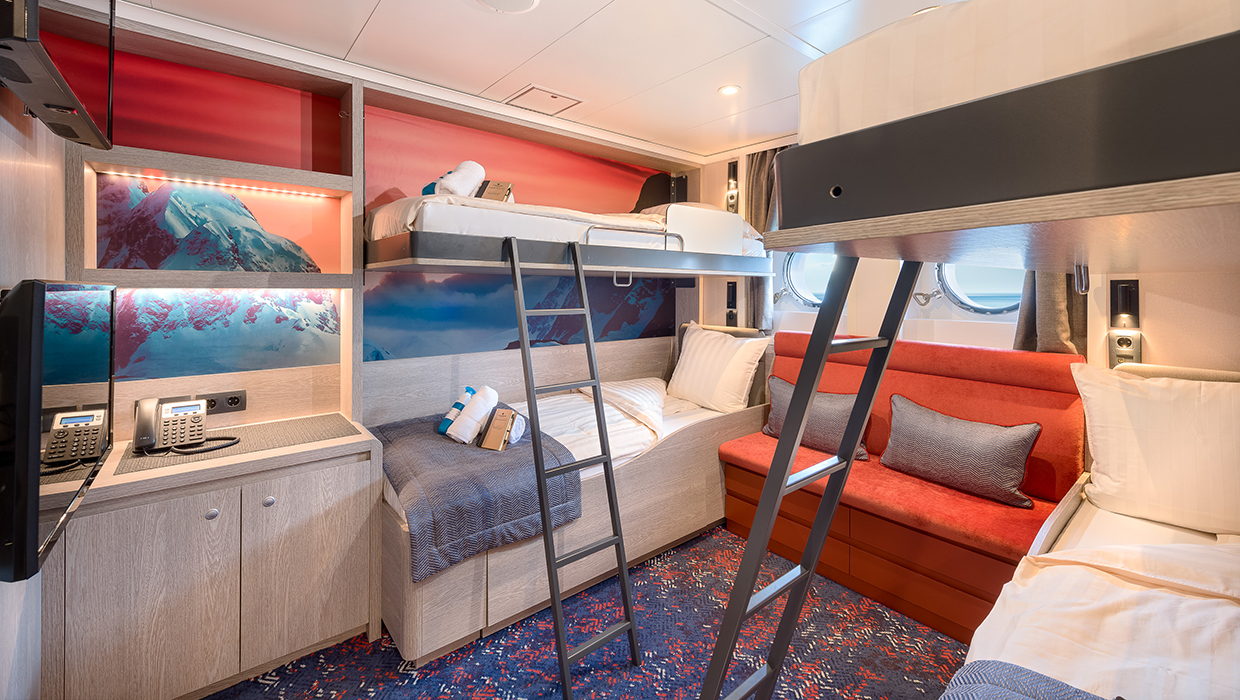 Cabin of  MS Hondius: Triple bed cabin with porthole