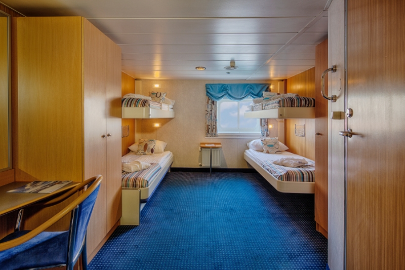 Cabin of  MS Ocean Nova: Four bed cabin