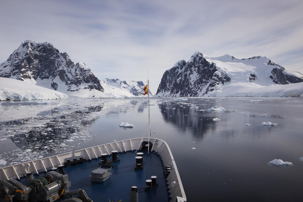 Ocean Atlantic in Lemaire Channel